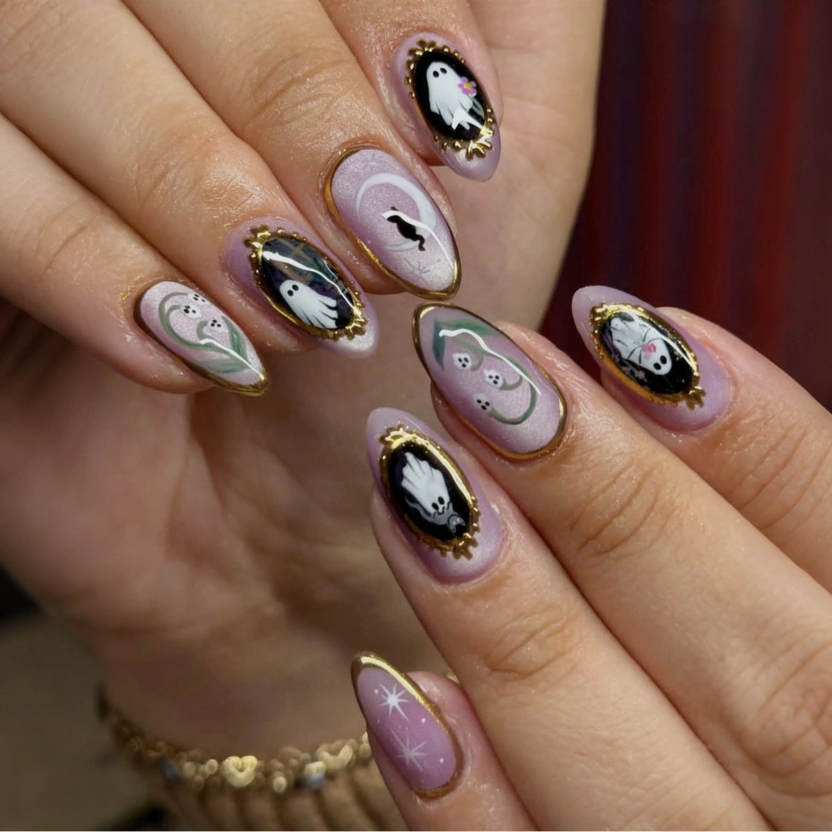 Baroque Ghost Cameo Press-On Nails