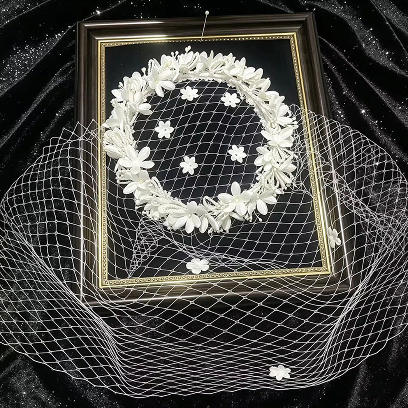 French-style Garden Face-veiling Headpiece