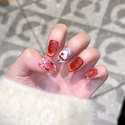 Peachy Cream -On Nails
