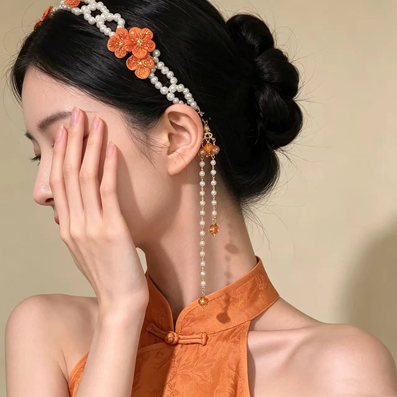 Plum Blossom Pearl Hair Chain