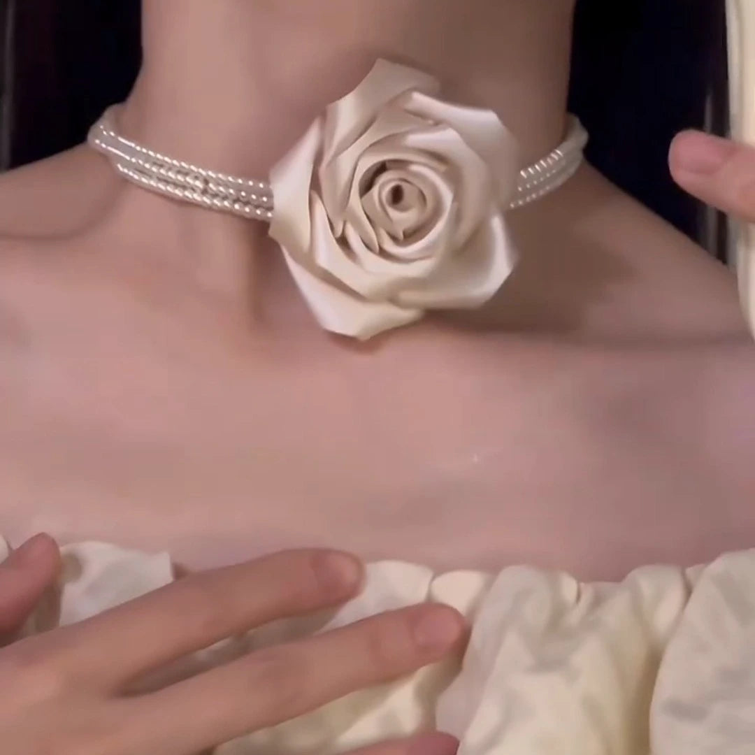 Vintage Rose Pearl Chain