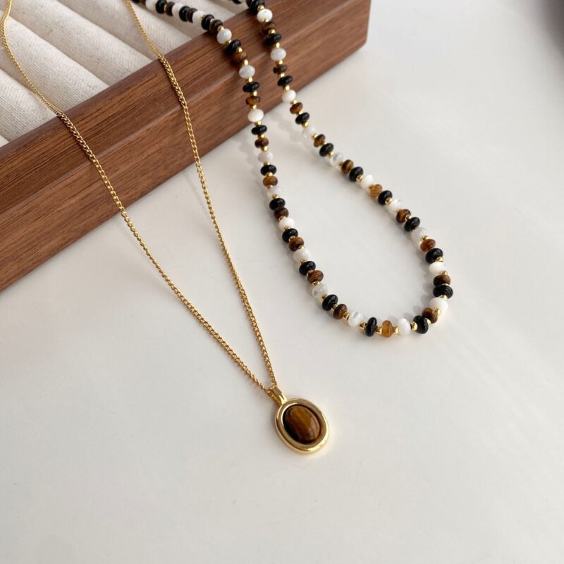 Minimal Tiger Eye Bead Necklace