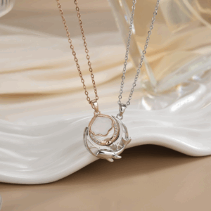 Dreamy Crescent Moon Necklace Set