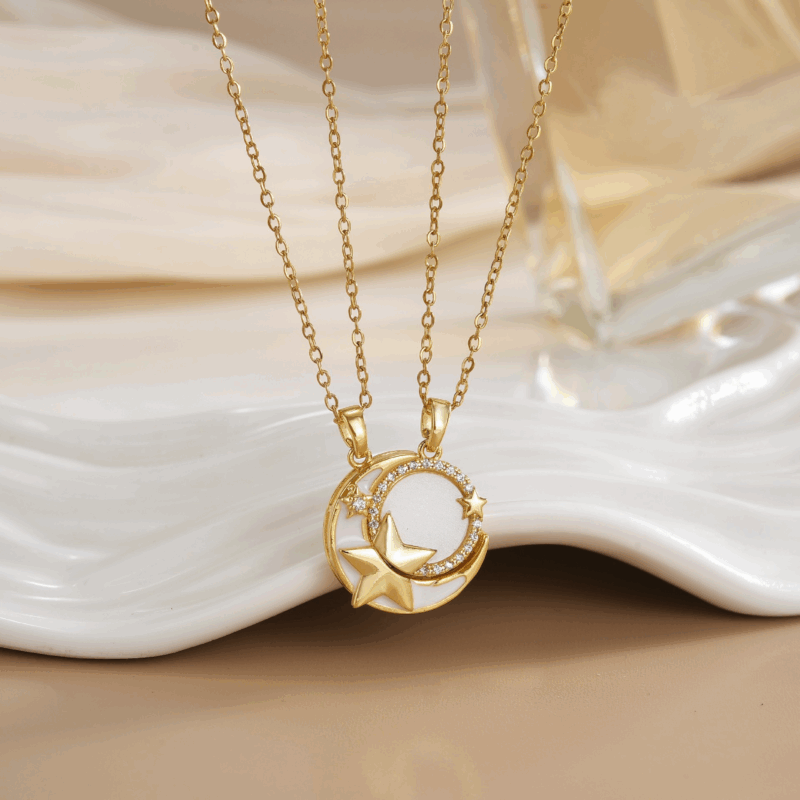 Dreamy Crescent Moon Necklace Set
