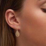 Oval long earrings
