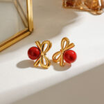 Vintage bow earrings - Image 2