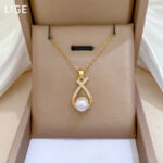 Light luxury cross necklace set - Image 3