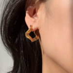 INS high-end niche earrings - Image 3