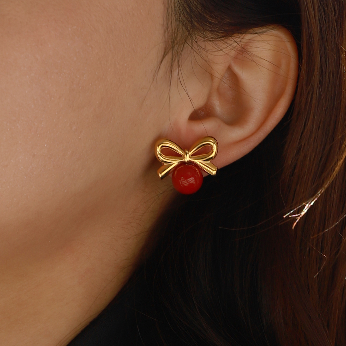 P_004 Vintage bow earrings - Image 1