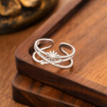 Lisa Gold Sunflower delicate Ring - Image 6