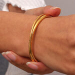 Double layered cross bracelet - Image 3