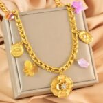 Flower necklace - Image 4