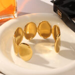 Elliptical smooth surface bracelet - Image 5