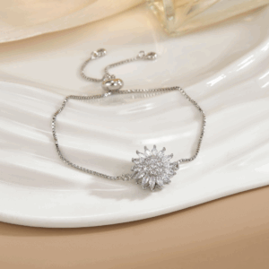 Petal Shine Spin Bracelet